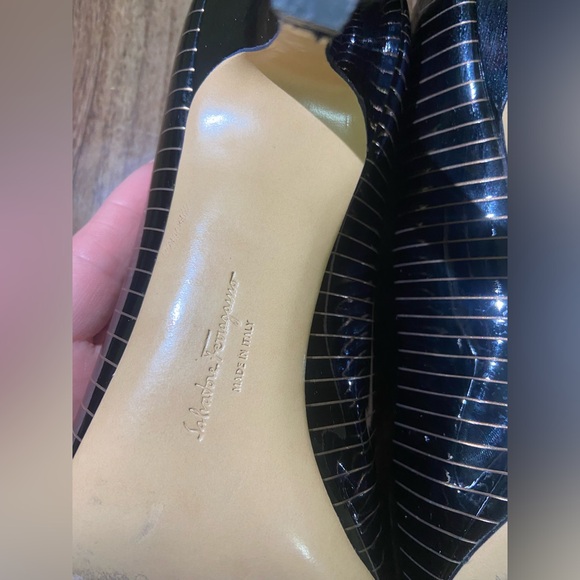 Ferragamo heels - Picture 9 of 14